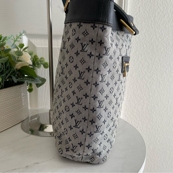 LOUIS VUITTON Lucille GM Tote bag - Picture 9 of 16